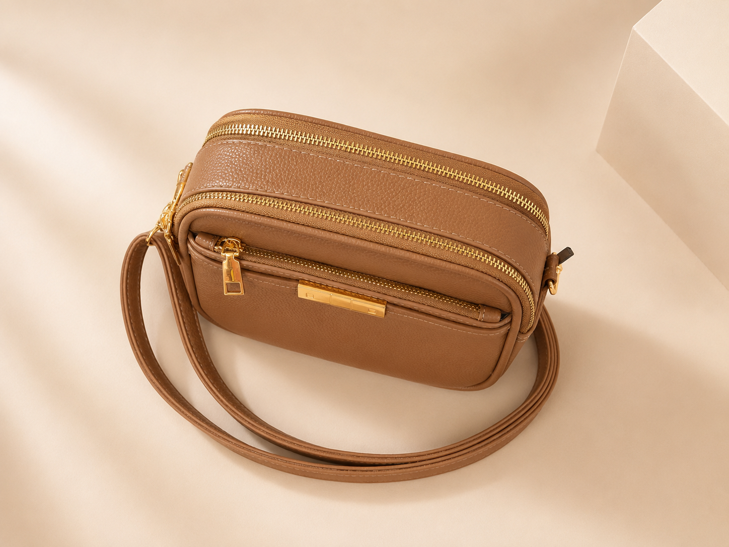 Minimalista crossbody táska - camel