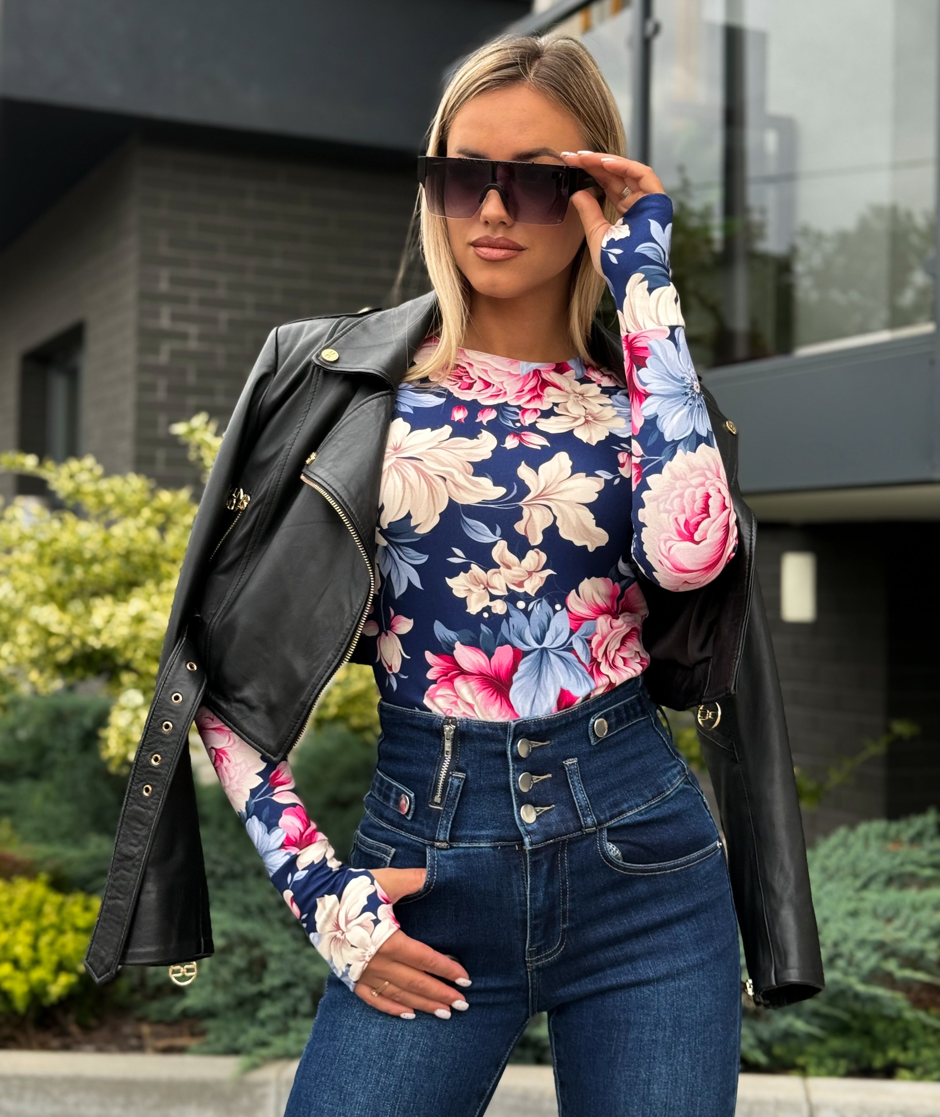 Virágos felső - sötétkék